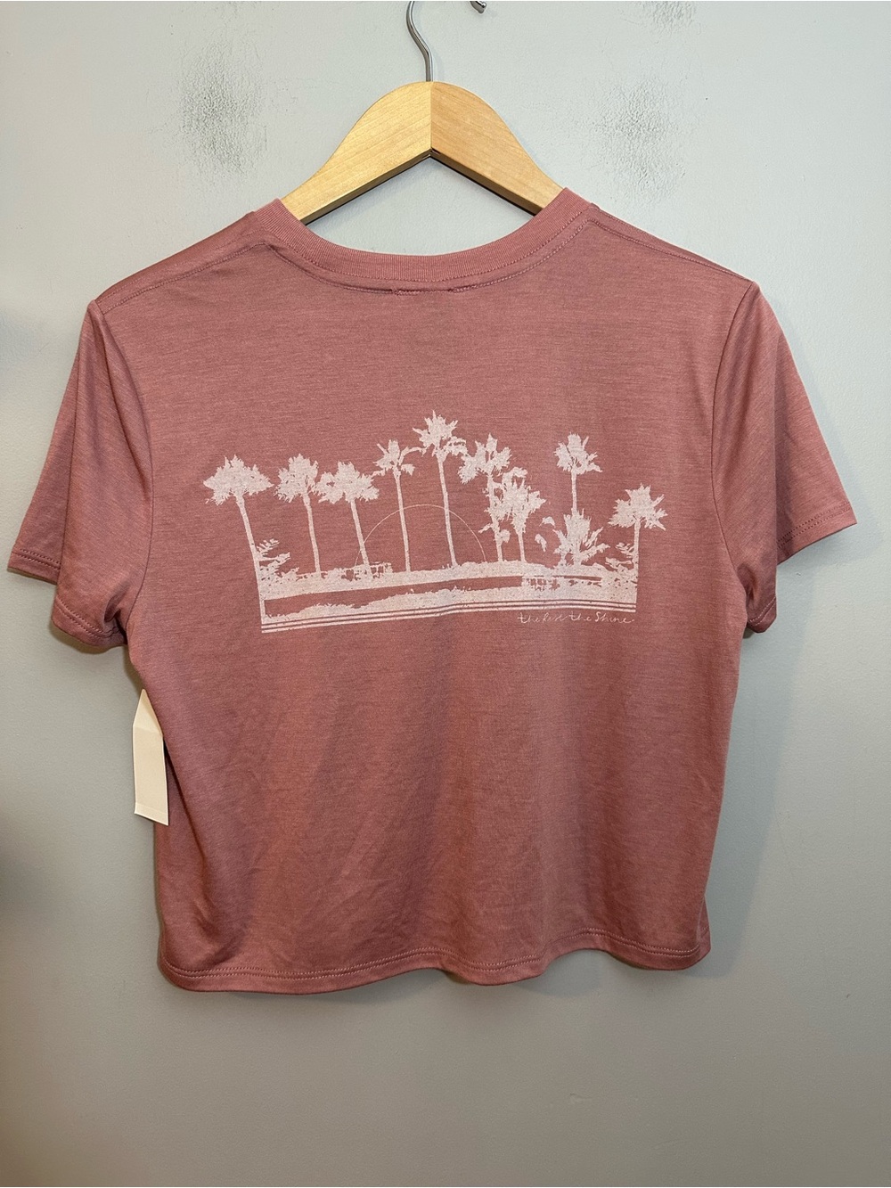 NWT Vuori VINTAGE COAST TEE Size S Mauve Color - Picture 4 of 8